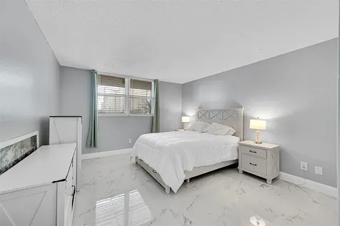 1401 S Ocean Drive Hollywood FL 33019