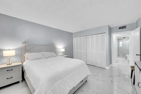 1401 S Ocean Drive Hollywood FL 33019