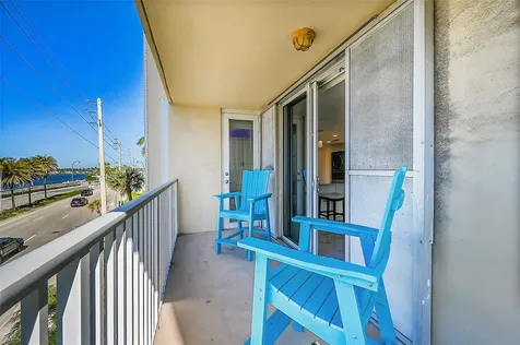1401 S Ocean Drive Hollywood FL 33019