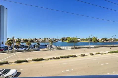 1401 S Ocean Drive Hollywood FL 33019