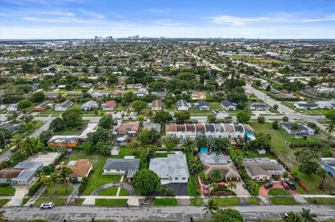426 Bayberry Drive West Palm Beach FL 33403