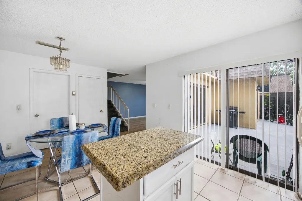 4102 Waterview Circle Palm Springs FL 33461