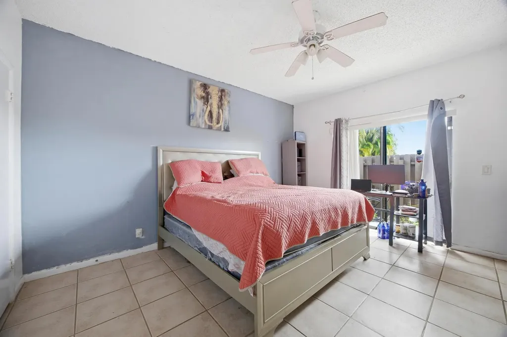 4102 Waterview Circle Palm Springs FL 33461