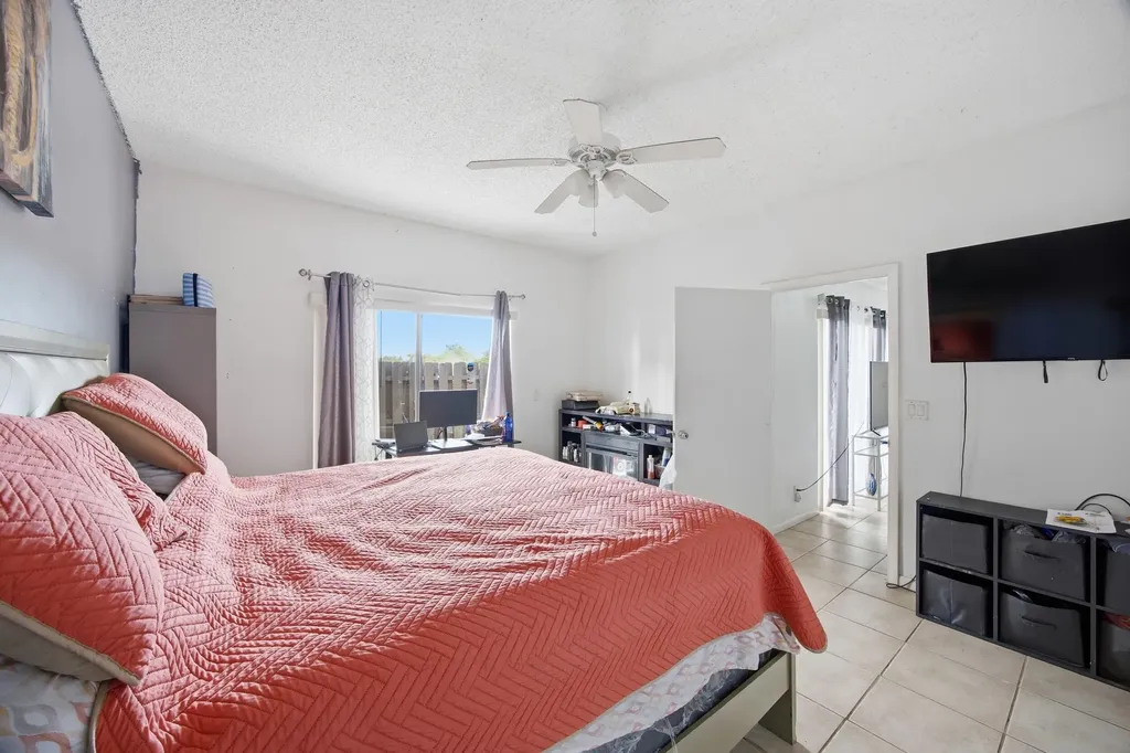 4102 Waterview Circle Palm Springs FL 33461