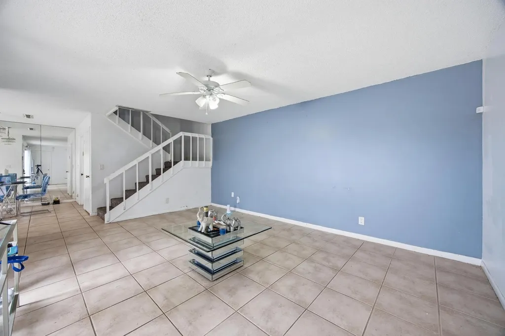 4102 Waterview Circle Palm Springs FL 33461