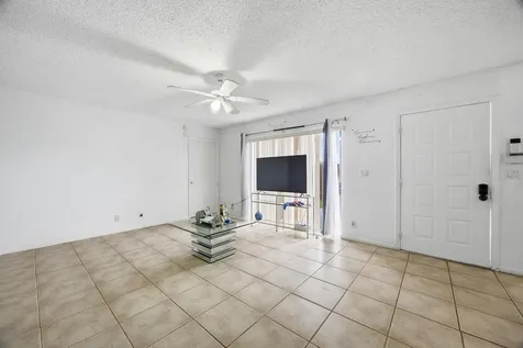 4102 Waterview Circle Palm Springs FL 33461