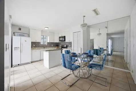 4102 Waterview Circle Palm Springs FL 33461