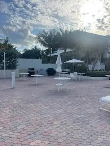 3180 S Ocean Drive Hallandale Beach FL 33009