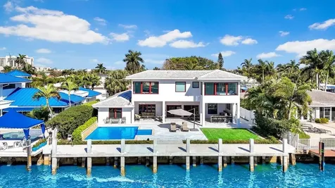 4555 W Tradewinds Avenue Lauderdale By The Sea FL 33308