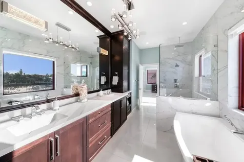 4555 W Tradewinds Avenue Lauderdale By The Sea FL 33308