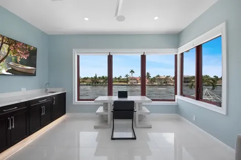 4555 W Tradewinds Avenue Lauderdale By The Sea FL 33308