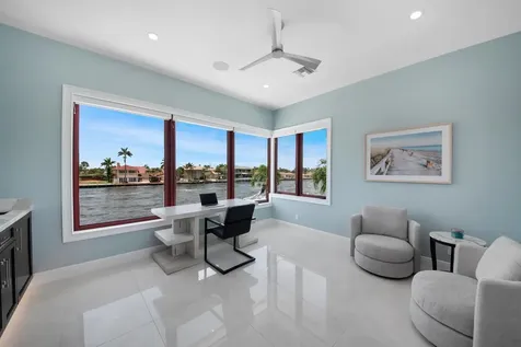 4555 W Tradewinds Avenue Lauderdale By The Sea FL 33308