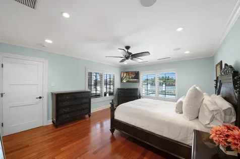 4555 W Tradewinds Avenue Lauderdale By The Sea FL 33308