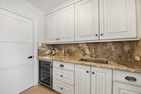 4555 W Tradewinds Avenue Lauderdale By The Sea FL 33308