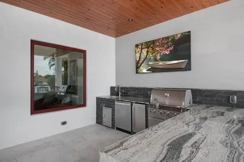 4555 W Tradewinds Avenue Lauderdale By The Sea FL 33308