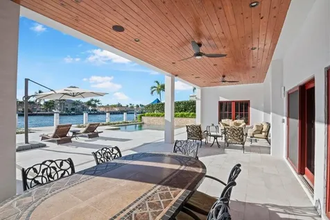 4555 W Tradewinds Avenue Lauderdale By The Sea FL 33308
