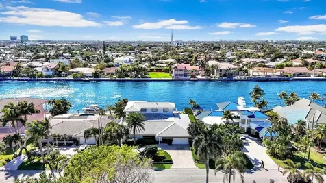 4555 W Tradewinds Avenue Lauderdale By The Sea FL 33308