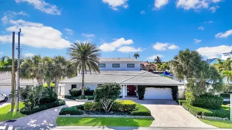 4555 W Tradewinds Avenue Lauderdale By The Sea FL 33308