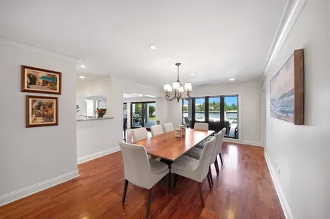 4555 W Tradewinds Avenue Lauderdale By The Sea FL 33308