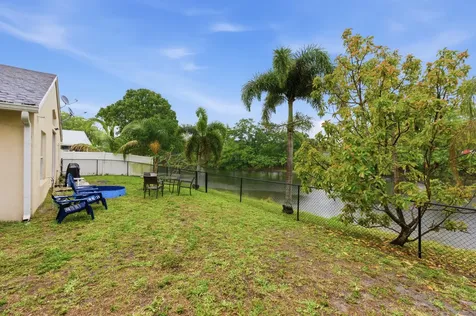 1724 Sawgrass Circle Greenacres FL 33413