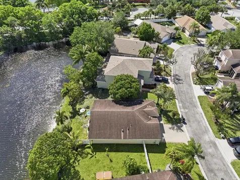 1724 Sawgrass Circle Greenacres FL 33413