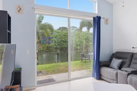 1724 Sawgrass Circle Greenacres FL 33413
