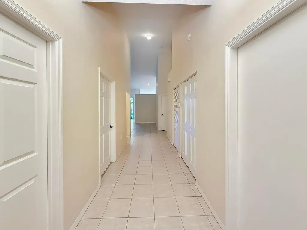 2400 E Aragon Boulevard Sunrise FL 33313