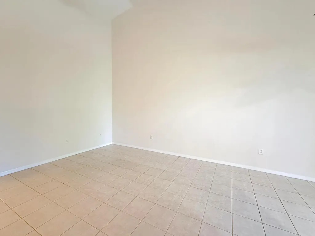 2400 E Aragon Boulevard Sunrise FL 33313
