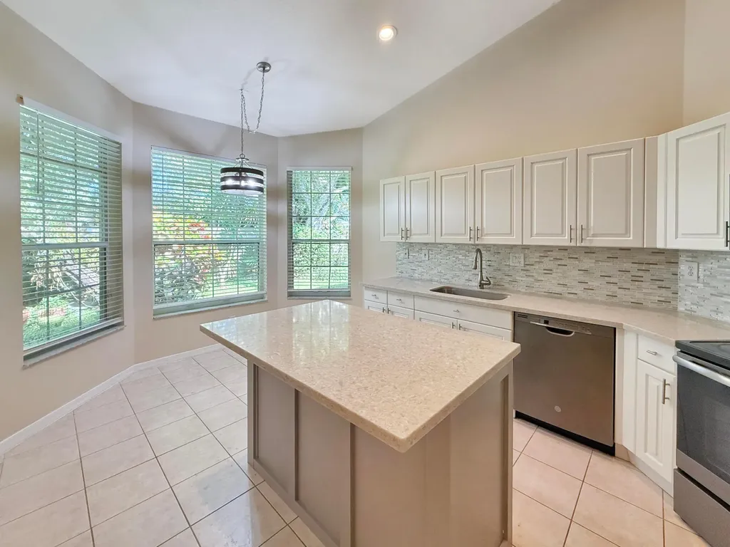 2400 E Aragon Boulevard Sunrise FL 33313