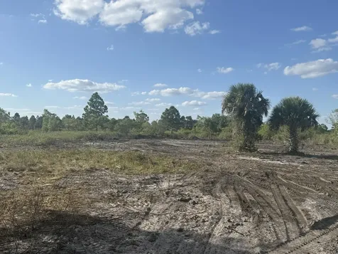 16219 NW 282nd Street Okeechobee FL 34972