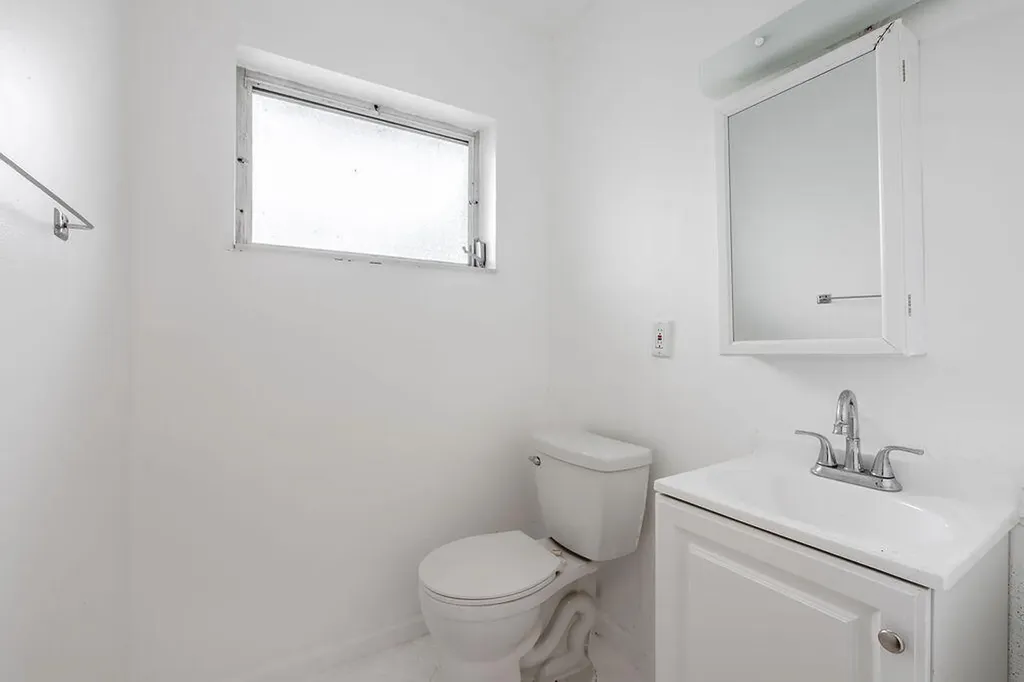 2739 Dudley Drive W West Palm Beach FL 33415