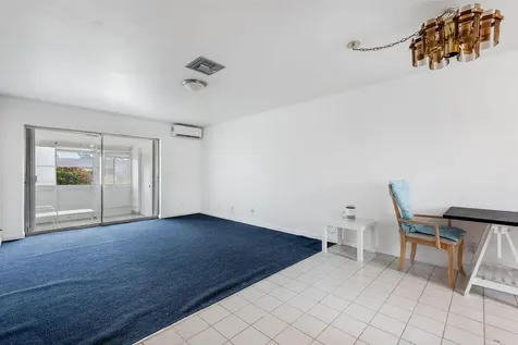 2739 Dudley Drive W West Palm Beach FL 33415