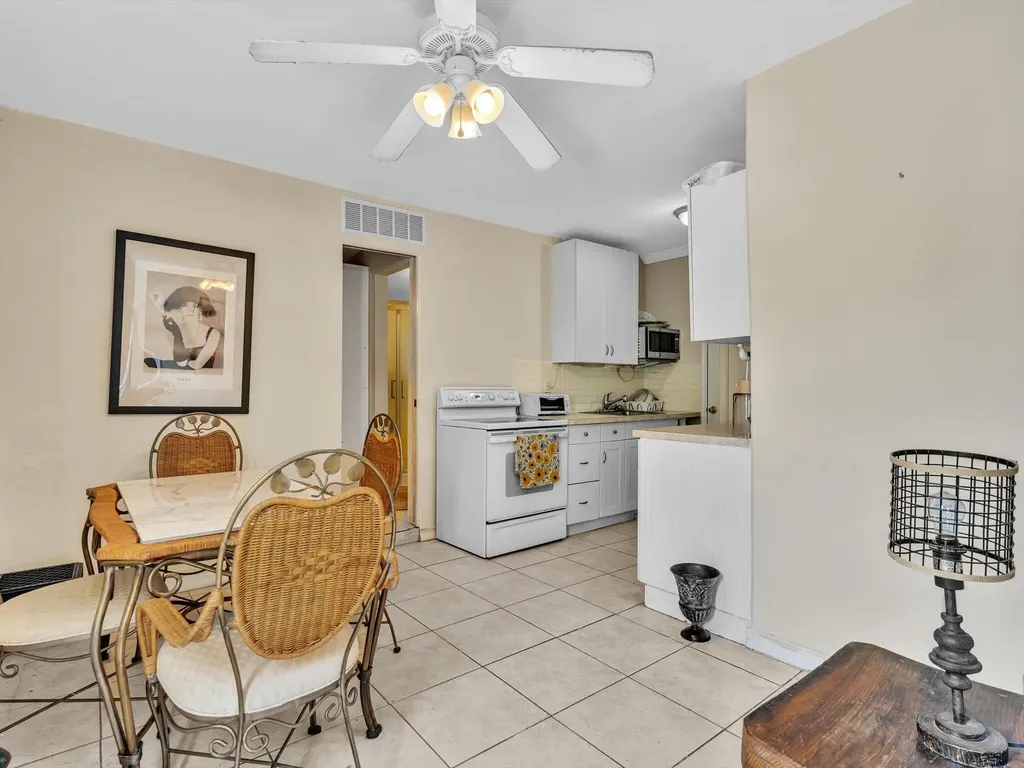 5209 Coconut Boulevard The Acreage FL 33411