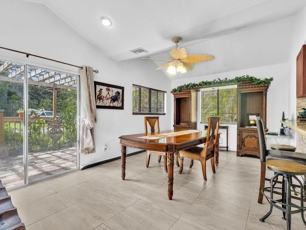 5209 Coconut Boulevard The Acreage FL 33411