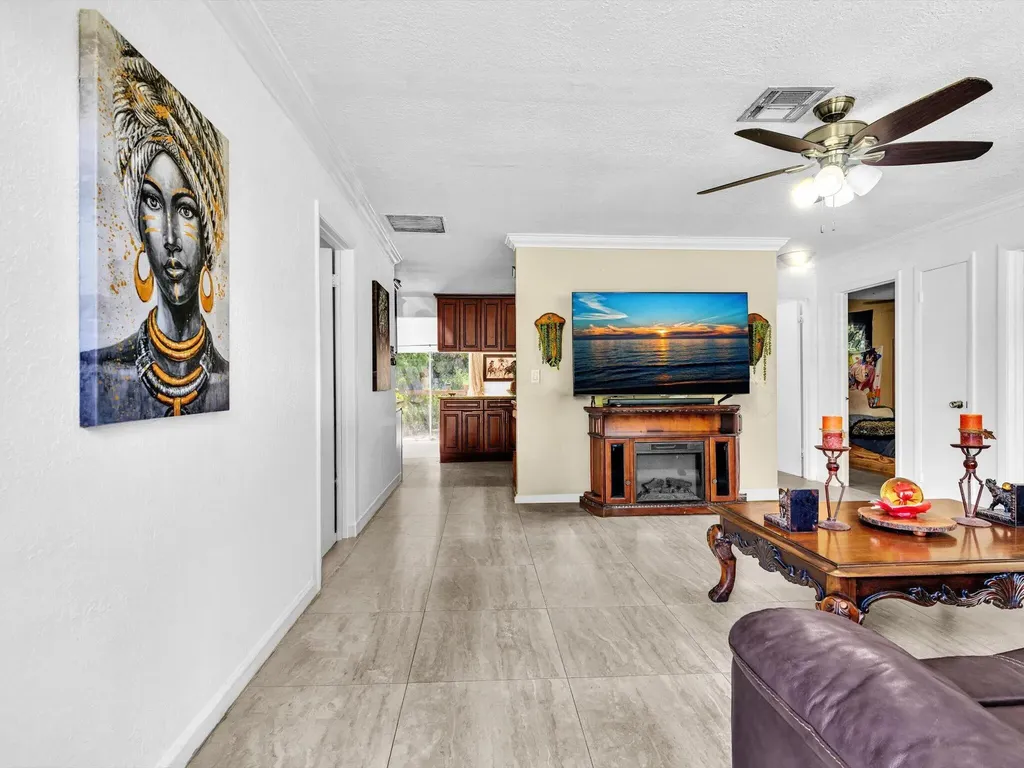 5209 Coconut Boulevard The Acreage FL 33411