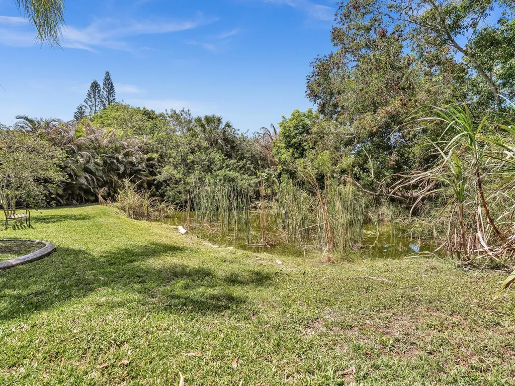 5209 Coconut Boulevard The Acreage FL 33411