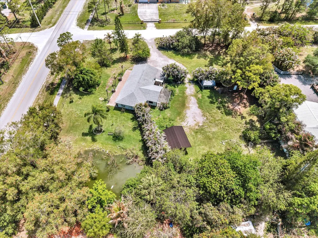 5209 Coconut Boulevard The Acreage FL 33411