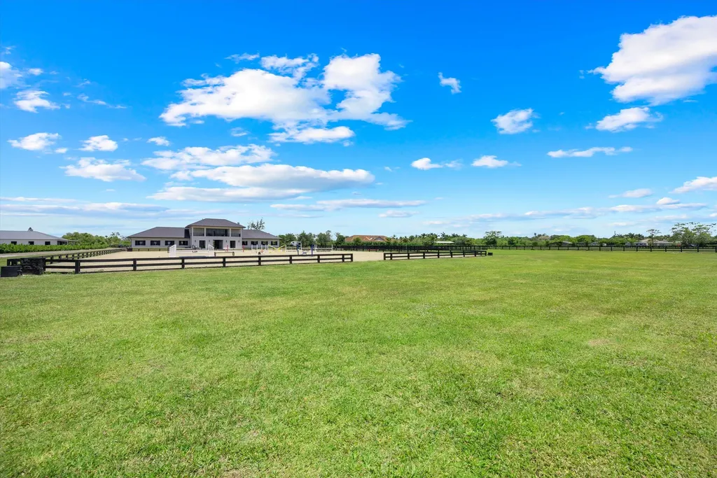 16175 Deer Path Lane Wellington FL 33470