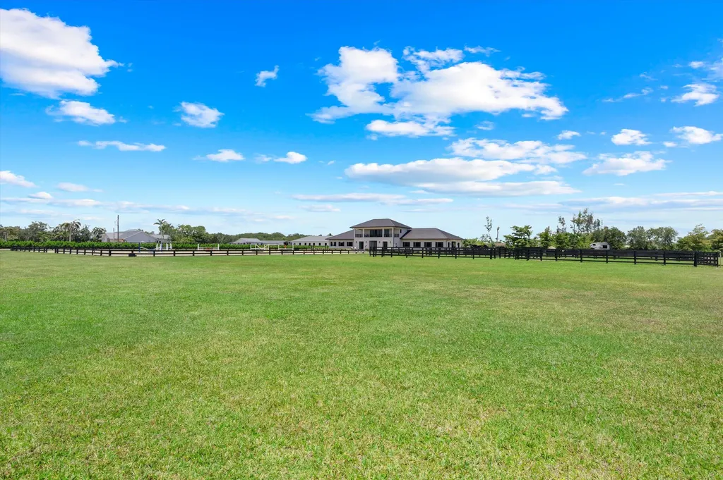 16175 Deer Path Lane Wellington FL 33470