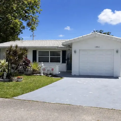 1902 SW 22nd Avenue Boynton Beach FL 33426