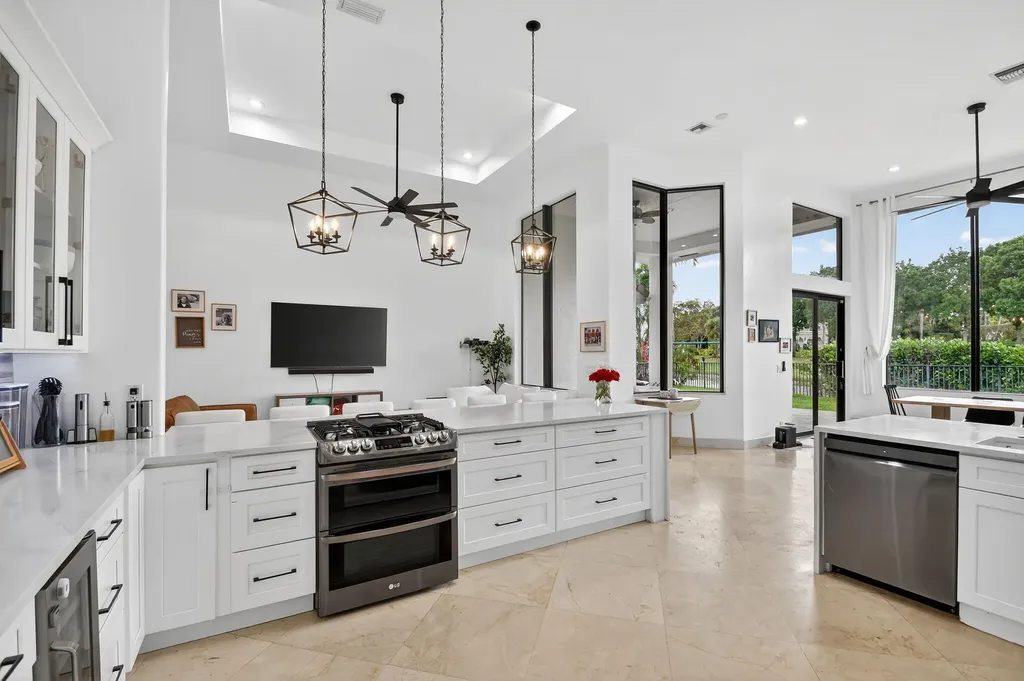 10337 Trianon Place Wellington FL 33449