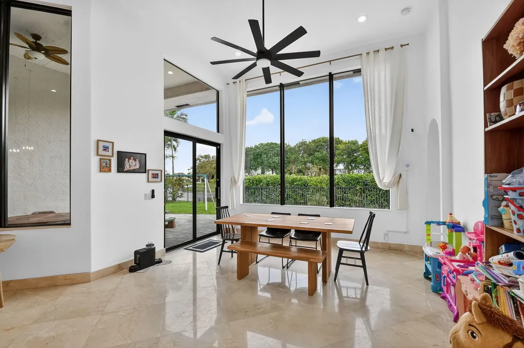 10337 Trianon Place Wellington FL 33449