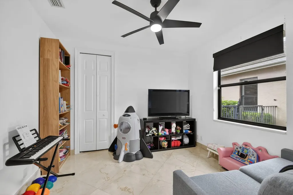 10337 Trianon Place Wellington FL 33449