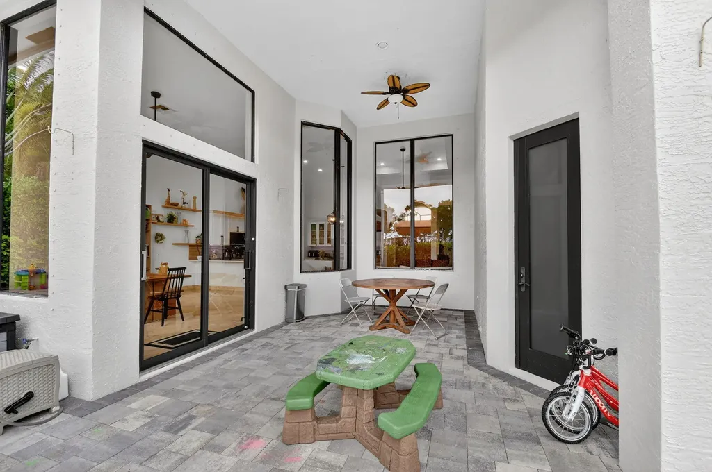10337 Trianon Place Wellington FL 33449