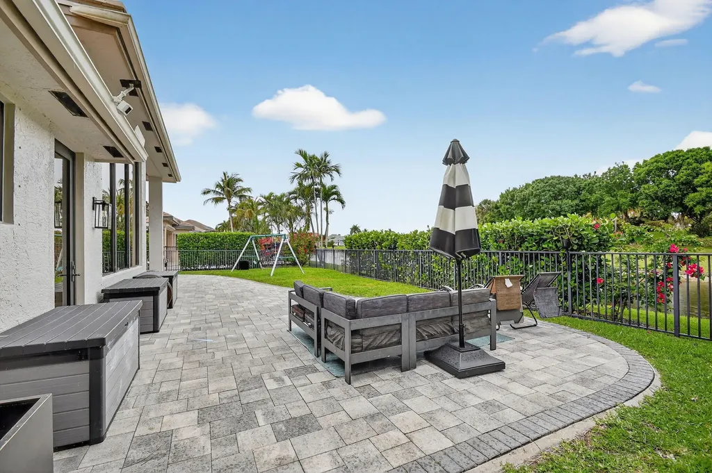 10337 Trianon Place Wellington FL 33449