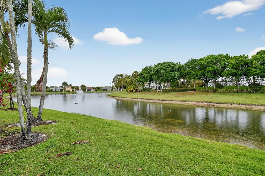 10337 Trianon Place Wellington FL 33449