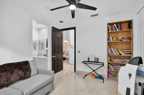 10337 Trianon Place Wellington FL 33449