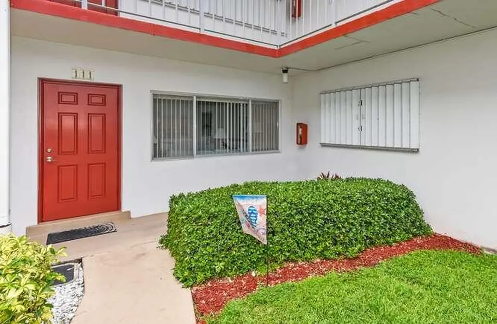 3362 Cynthia Lane Lake Worth Beach FL 33461