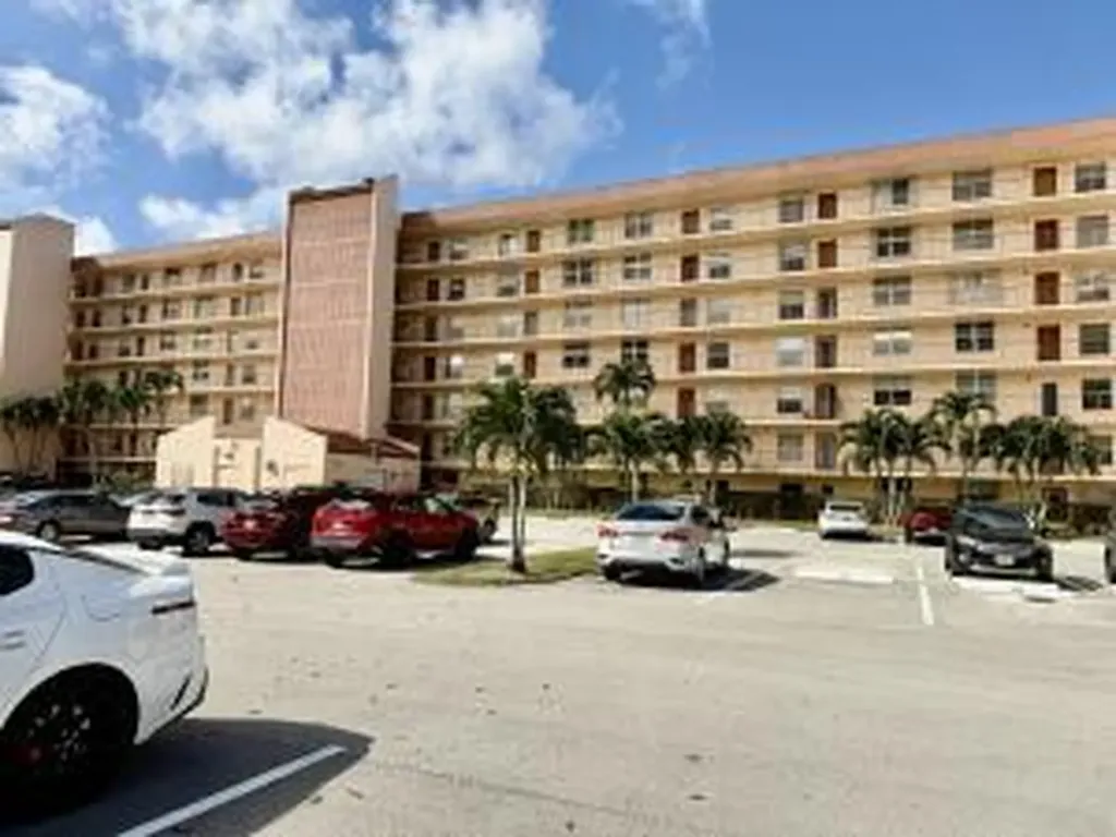 14671 Bonaire Boulevard Delray Beach FL 33446