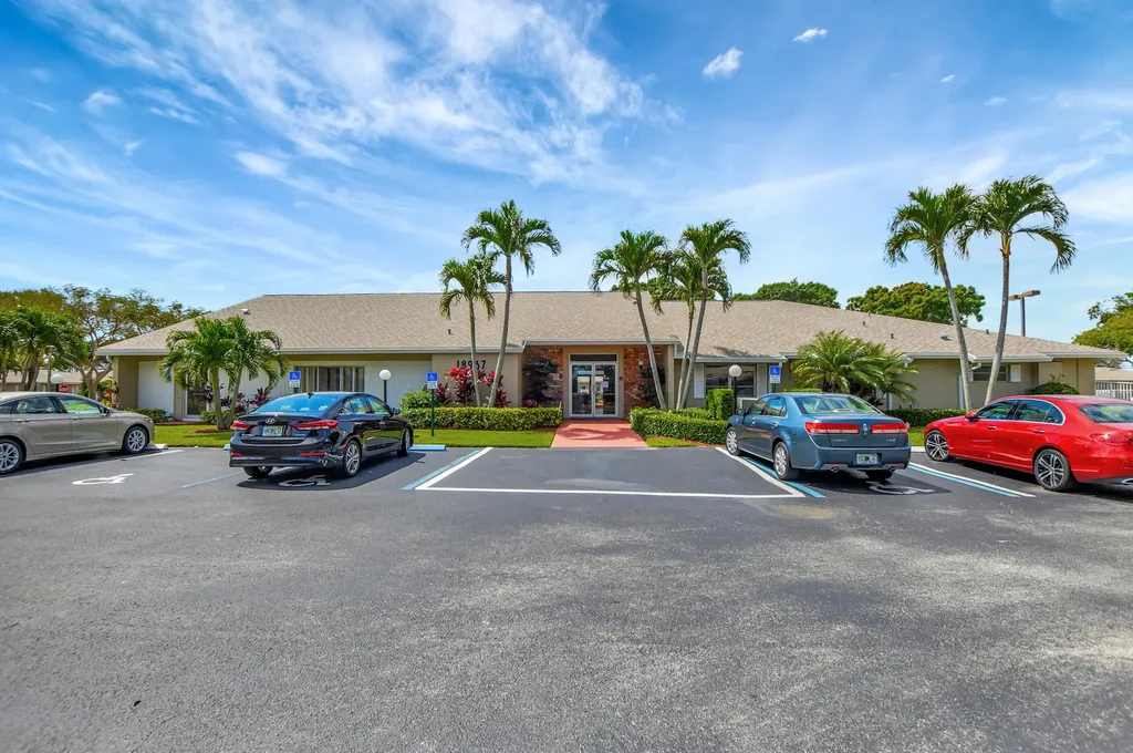 8977 Echo Lane Boca Raton FL 33496